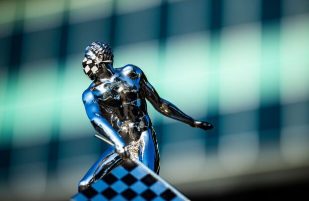 Borg-Warner Trophy © [Andy Clary/ Spacesuit Media]